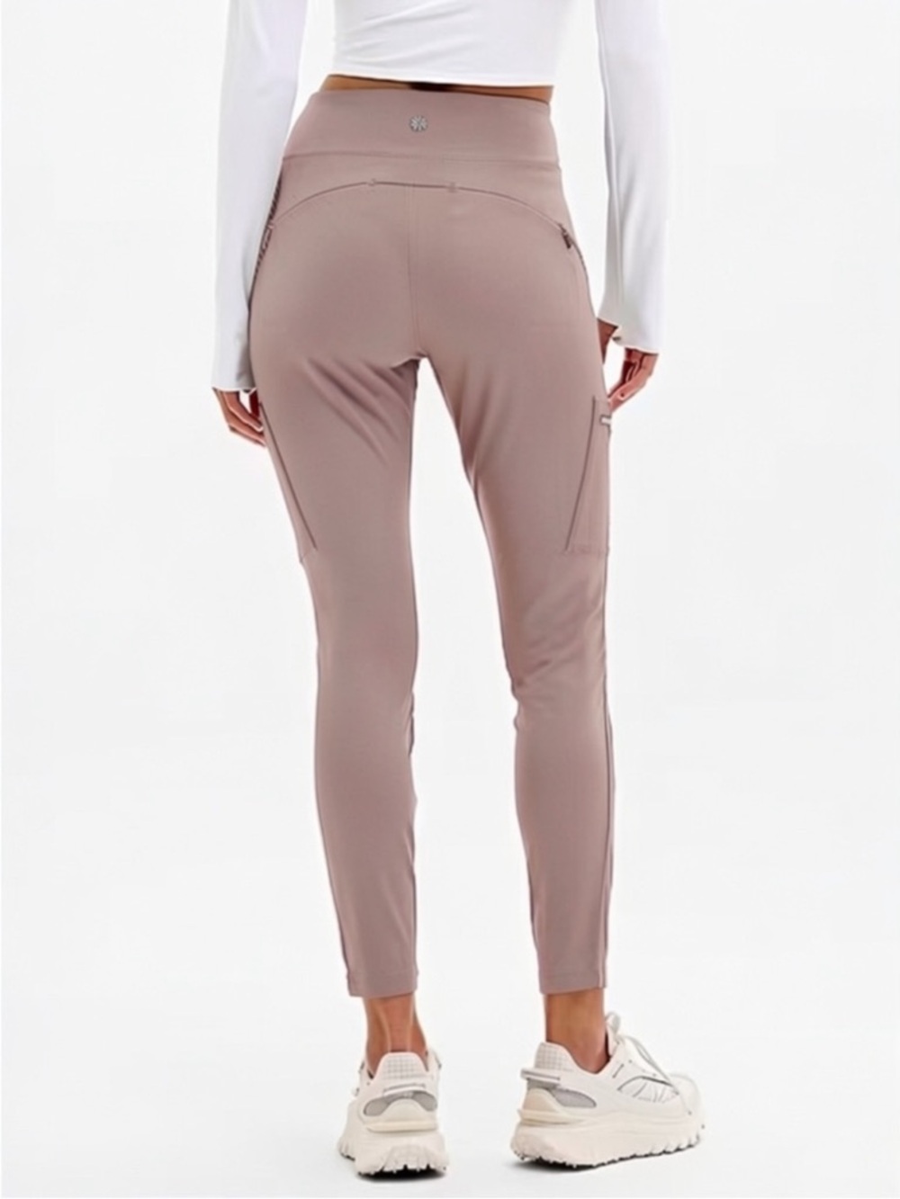 Athleta Headlands Hybrid High Rise Cargo Legging - Picture 4 of 15